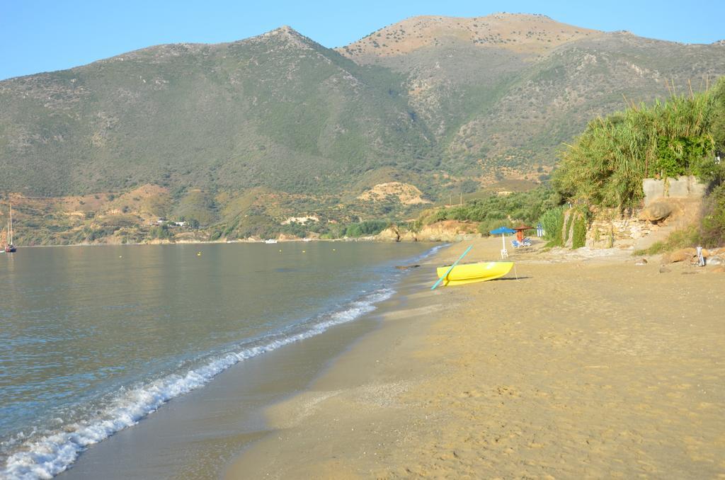 Skoutari Beach Hotel エクステリア 写真