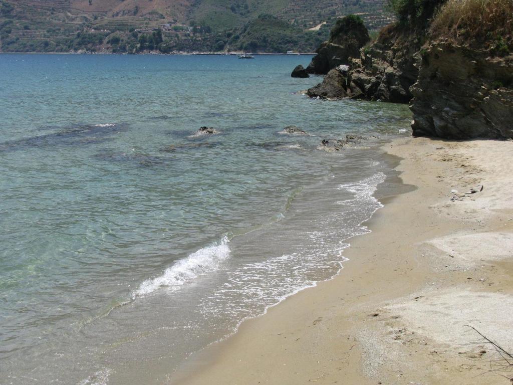Skoutari Beach Hotel エクステリア 写真